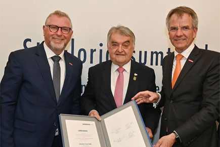 Obermeister Karl-Heinz Ißling, Herbert Reul MdL und Handwerkspräsident Andreas Ehlert
